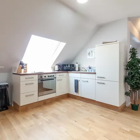 Appartement Njoy! Bright - Therme & Parkplatz Beuren (Esslingen)